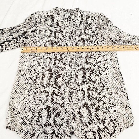 J. Crew snake print mock collar long sleeve lightweight full button front - S - Picture 8 of 10